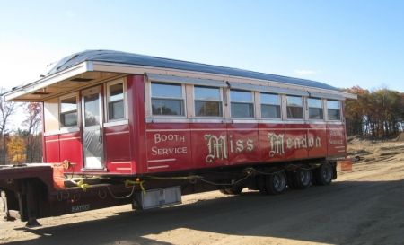 miss-mendon-arriving-closeup-on-flatbed.jpg